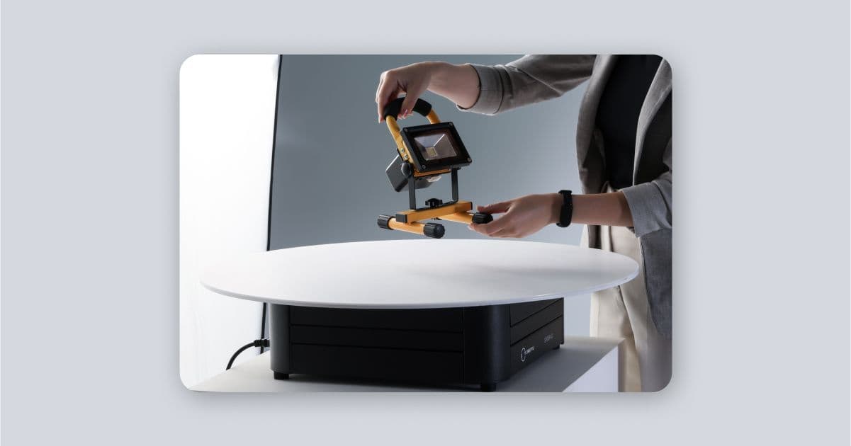 Achieve flawless 360° product photography with Orbitvu Turntable G2