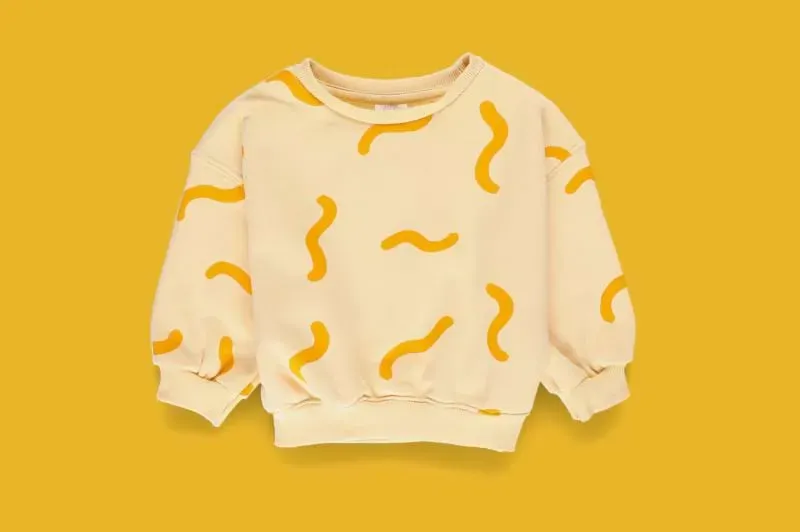 The best way to photograph clothing: a guide on how to photograph clothes