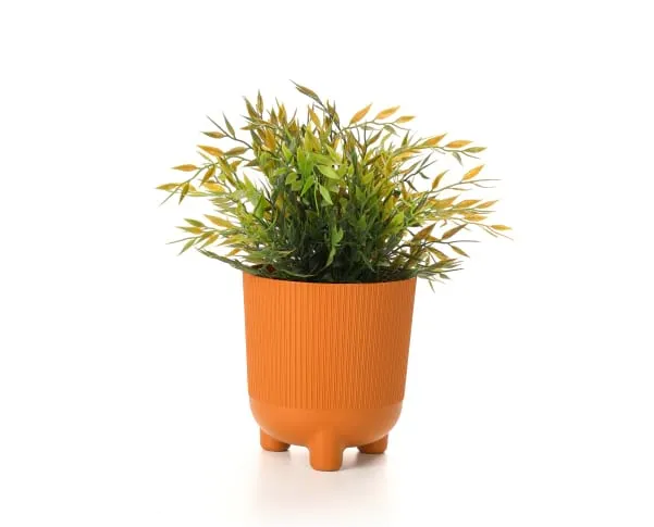 Flower pot orange packshot