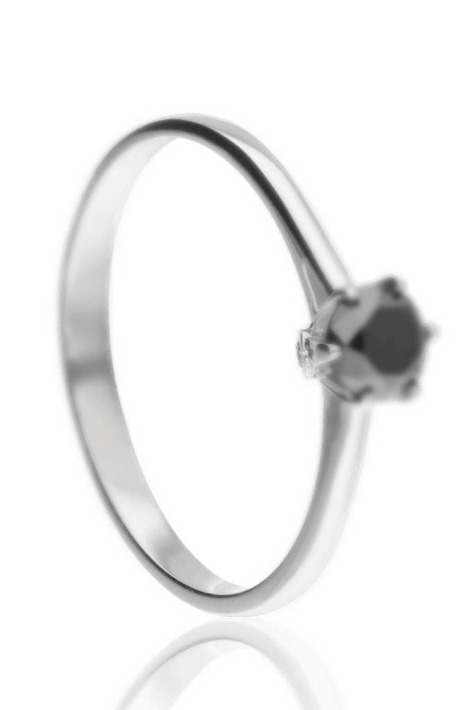 Low depth of field example in jewelry photography