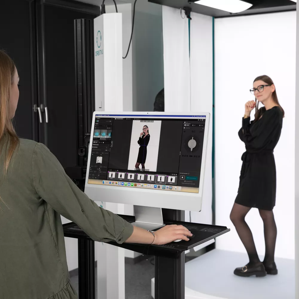 Orbitvu solutions are all-in-one content production studios.